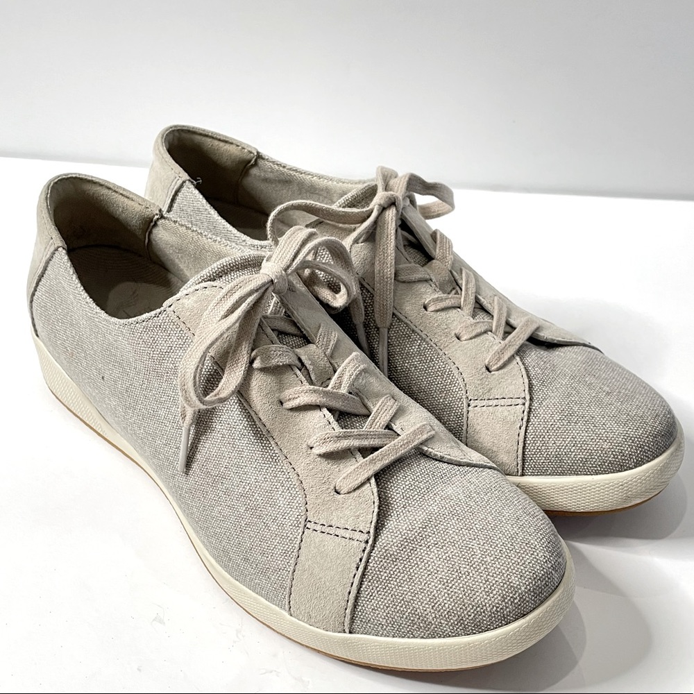 Dansko Women's Olisa | Stone Canvas | Size 40/ 9US - Picture 3 of 7